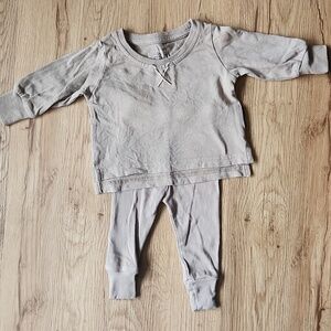 Little Bipsy Tee & Ribbed Leggings